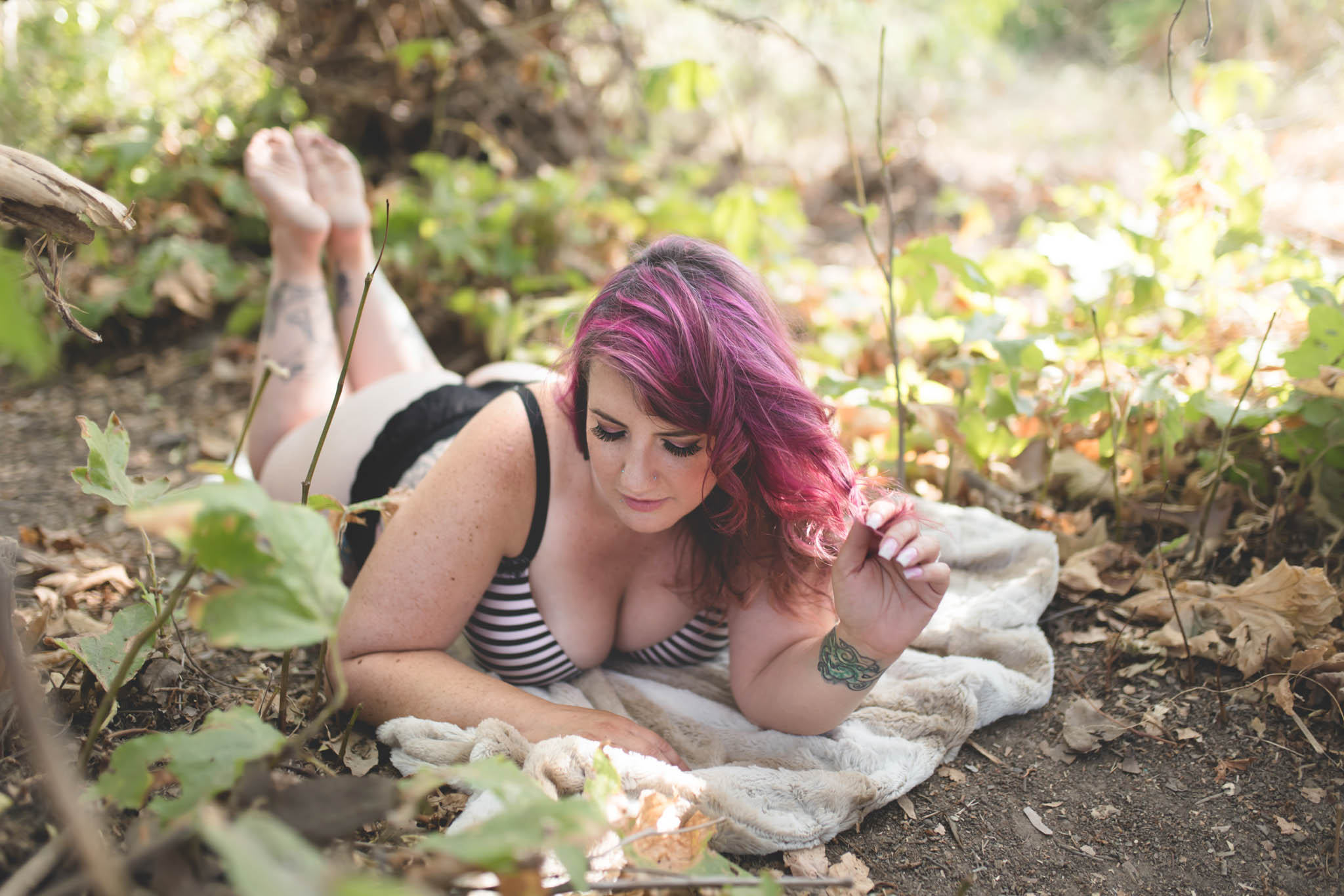 sexy outdoor boudoir | Melisa Ford Photography | www.melisafordboudoir.com
